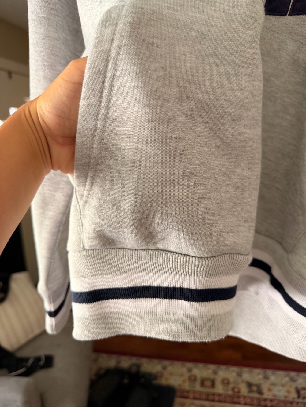 NFL Bears hoodie - Picture 3 of 5